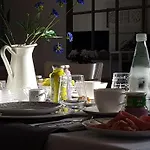 Azzurro Готель типу 